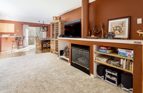 Steamboat Springs Condo | Sunburst 3473 by SkyRun! Fireplace! Hot Tub! Private Grill!