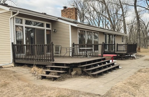 Bismarck House | Superhome Riverbottoms Home in Bismarck