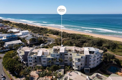 Buddina Apartment | Surfside Beachfront 3bed Apt - Direct Beach Access