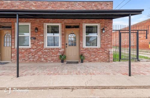 Baird Apartment | Texas Cactus