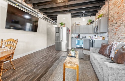 Baird Apartment | Texas Cactus