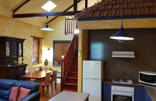 Camperdown Hotel | The Camperdown Mill - South West Victoria