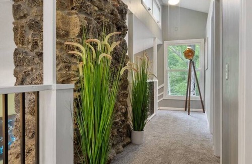 Osage Beach House | The Lake Front Oasis in Eldon Near Bagnell Dam