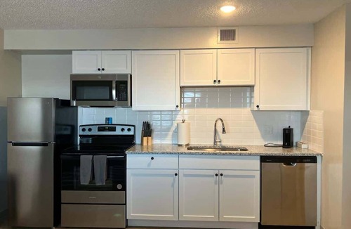 North Central Omaha Apartment | The Maple at Modern Heights