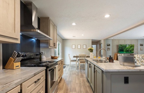 Lake City House | The Riverhead | Springs Pavilion Grill