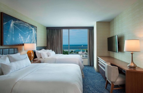 East Town Hotel | The Westin Milwaukee
