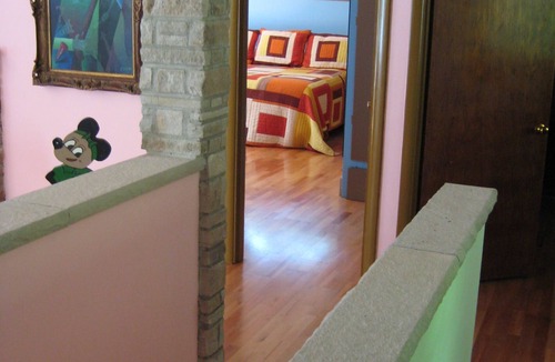 Broadview House | Three Bedroom Two bathroom house with big yards