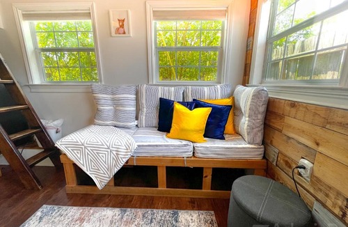 Midtown Apartment | Tiny House w/Backyard Chickens & Tesla for Rent*