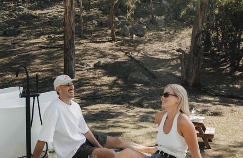 Merton Cabin | Tiny Maggie - Mudgee