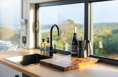 Nugara Cabin | Tiny Rupetta Summary: