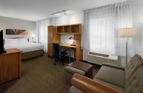 Kent Hotel | Towneplace Suites By Marriott Seattle Southcenter