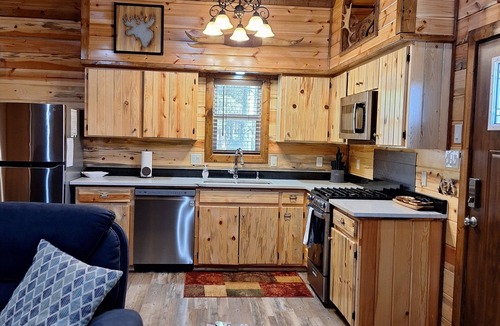 Ringold Cabin | Tranquility, Cozy country 1-bedroom 1 bath cabin