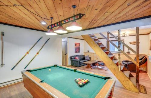 West Dover House | Treehouse Chalet Near Mt Snow with On-Site Trails!