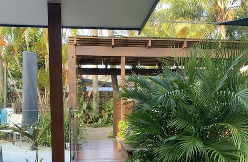 Buderim House | Tropical retreat 3 minutes from main beaches