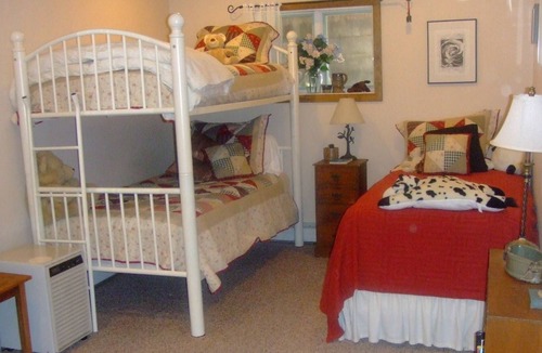 Londonderry House | Trout House (private pond, fire pit & hot tub) *summer discount!*