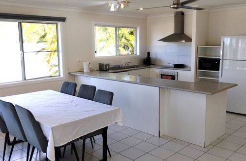 Tully Hotel | Tully Motel