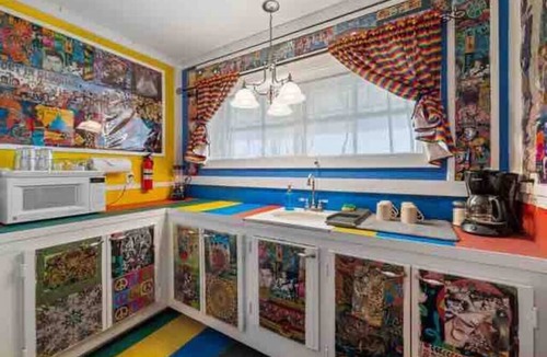 Liberty Hill Hotel | Unit 6 Fun Whimsical 2-Bedroom Stay by the River!