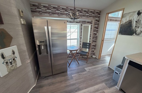 River Ranch House | Updated River Ranch Cabin + Golf Cart