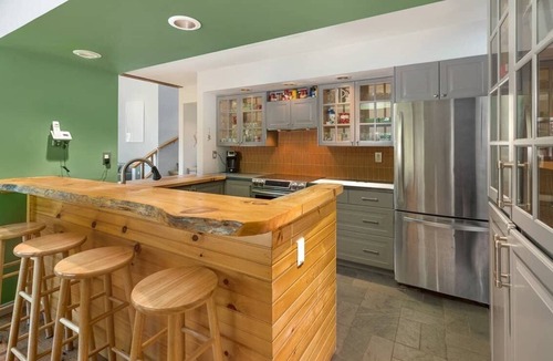 Stratton Mountain House | Updated Ski townhome with shuttle service to Stratton Mountain! 3BD/3BA + loft