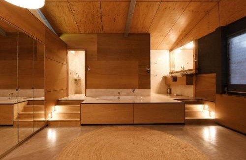 North Maleny House | Upper House
