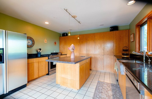Stowe Hollow House | Valley View: 5 br, huge deck, pond, fireplace, woodstove, a/c