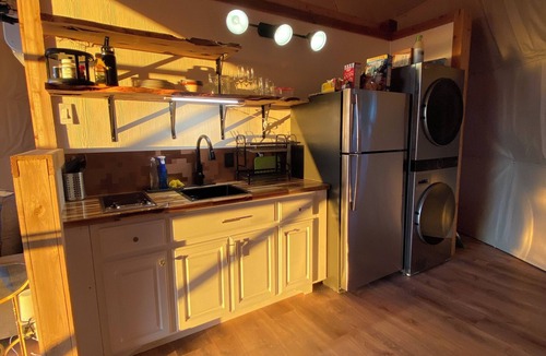 Oatmeal Cottage | Ventana Dome @ Rolling S Ranch