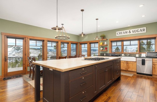 Granby House | Views, Ski, Golf! 6 BDR, 13 Beds, Hot Tub!