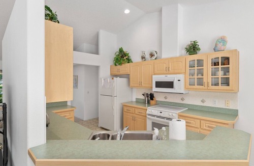 Inverness House | Villa Eckhardt: Bright and Light 3 bedroom home