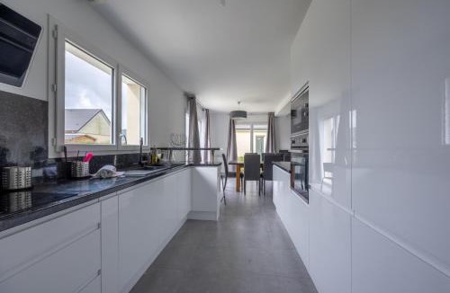 Saint-Laurent-sur-Mer House | Villa Elaïa maison Familiale Omaha Beach