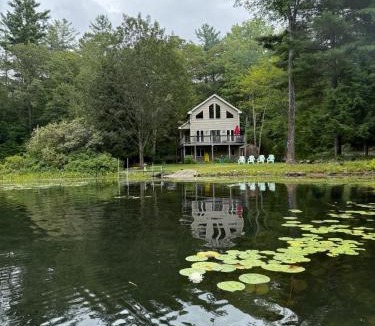 Ludlow House | VT Lake house minutes from Okemo