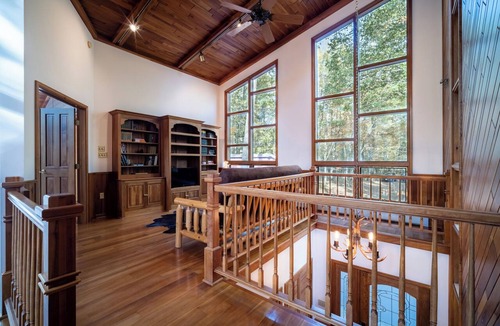 St Germain Cabin | Wakefield Lake Cabin with hot tub and sauna