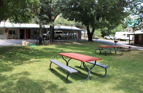 Durango Cabin | Wapiti Lodge