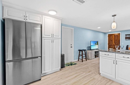 Port Richey Apartment | Waterfront! 2BR w/Firepit & Grill!