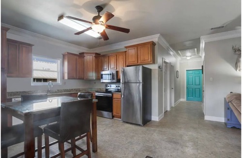 Springfield House | Waterfront Getaway on the Tickfaw River