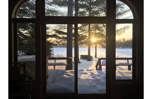 Manitowish Waters House | Waterfront modified A-frame on chain of 10 lakes