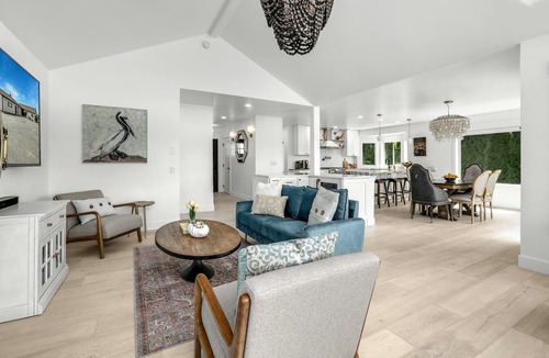 La Conner House | Waterfront rambler. Community beach & boat launch. VIEWS! Great neighborhood!