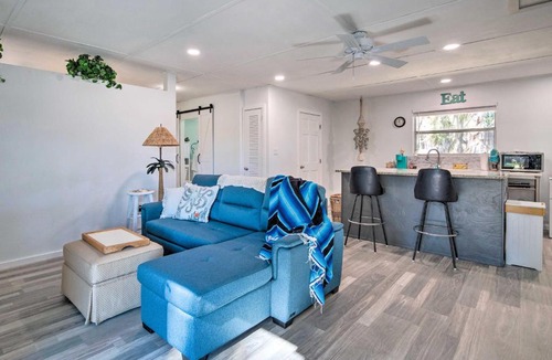 Fellowship Apartment | Waterfront Studio w/Dock Access in Inglis!