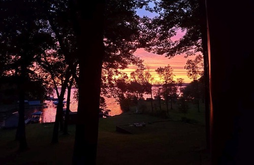 Ripon Cabin | Weekly Rentals! 7 Bed 4 Bath Home with Sunset Views!