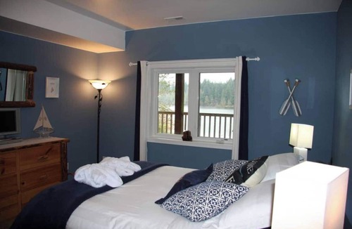 Eatonville House | Welcome! Create your own Lakeside Memories on Lake Tanwax