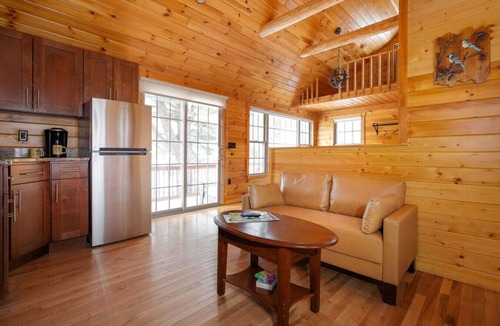 Bethlehem Cabin | White Mountains Couples Lakefront Studio Retreat