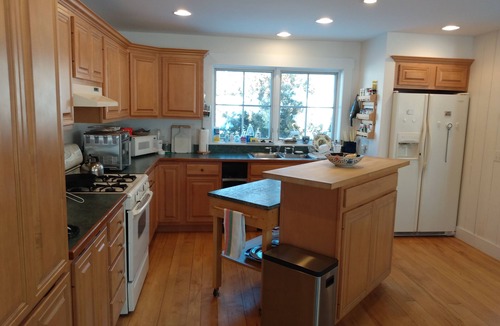 Greensboro House | Winter & Summer Lakeside Retreat: Lake Caspian, 14 Guests Summer, 8 Winter
