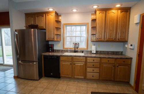 Attica House | Wolf's Den - Spacious 5 Bedroom, 4.5 Bath on Beautiful Country Lot