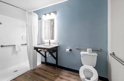 Ellendale Hotel | WoodSpring Suites Memphis East I-40