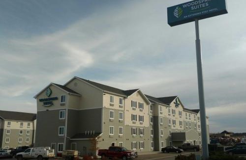 Williston Hotel | WoodSpring Suites Williston