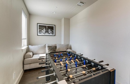 Old East Dallas House | Work & Play! Gem w/Fire Pit, 3 Mi to Dtwn Dallas