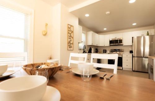 Dunlap House | Work, Rest and Gather - Spacious 3BR with Modern Charm