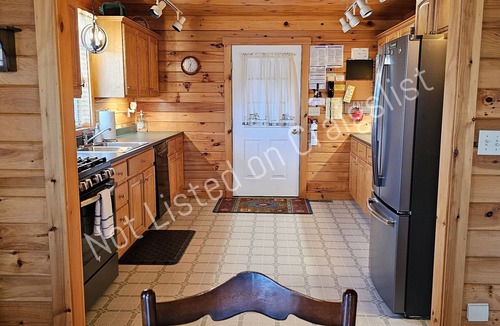 Brighton House | WOW! Must Read "Reviews" on this 4-5 BR. 2 BA. w/Game Rm Lake Front Home
