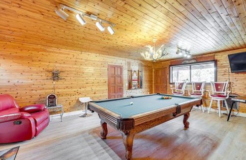 Wrightwood House | Wraparound Deck & Grill: Wrightwood Cabin Near PCT