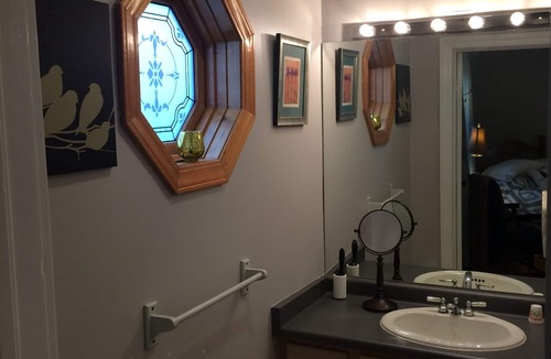 Walkerville Bed & Breakfast | Ye Olde Walkerville Bed & Breakfast