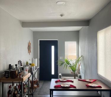 Hawthorne House | Zen Zone